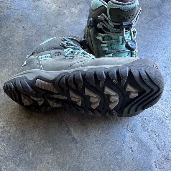 Kids Keen Hiking Waterproof Boots - Picture 5 of 5